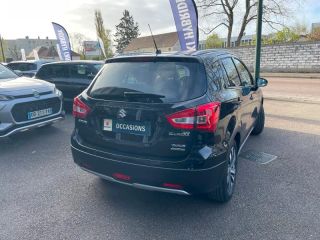 89100 : Hyundai Sens - APS - SUZUKI S-Cross - S-Cross - Prem Cosmic Black métallisé - Transmission intégrale - Essence/Micro-Hybride