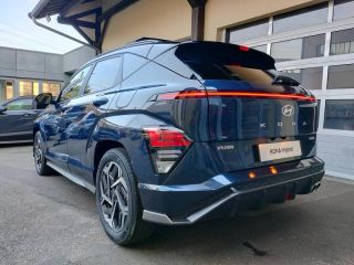 78000 : Hyundai Versailles - SOCOHY - HYUNDAI Kona - Kona - Denim Blue prl mtl/Toit/rétros Black - Traction - Hybride : Essence/Electrique