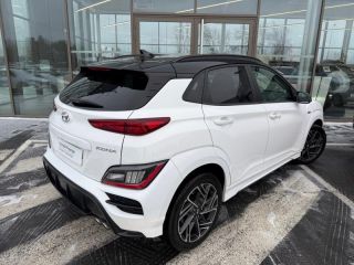 37540 : Hyundai Tours - EOS des Nations - HYUNDAI Kona - Kona - Atlas White/Toit/rétros Black - Traction - Essence/Micro-Hybride