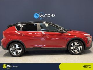 57685 : Hyundai Metz - Theobald Automobiles - HYUNDAI Bayon - Bayon - Dragon Red Métal - Traction - Essence/Micro-Hybride