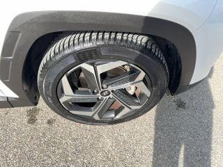 04100 : Hyundai Manosque - Pedinielli - HYUNDAI TUCSON Creative - TUCSON IV - BLANC - Boîte automatique - Essence / Courant électrique