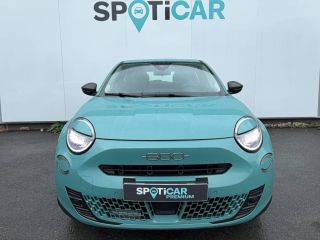 33140 : Hyundai Bordeaux Sud Villenave d'Ornon - Sipa Automobiles - FIAT 600  - 600 - Bleu - Boîte automatique - Essence sans plomb