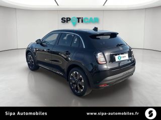 31200 : Hyundai TOULOUSE NORD - AUTO NORD - FIAT 600 La Prima - 600 - NOIR - Boîte automatique - Essence sans plomb