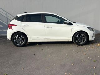56600 : Hyundai Lorient - Auto Océane - HYUNDAI i20 - i20 - Atlas White - Traction - Essence/Micro-Hybride