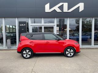 89100 : Hyundai Sens - APS - KIA e-Soul - e-Soul - Rouge Inferno métal+Toit Noir Abyssinie - Traction - Electrique