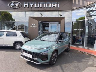 19100 : Hyundai Brive-la-Gaillarde - Garage Pouget - HYUNDAI Bayon - Bayon - Mangrove Green Métal/Toit+rétros Black - Traction - Essence