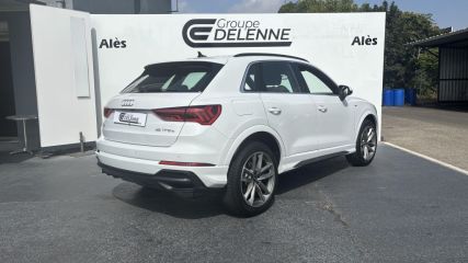 30100 : Hyundai Alès - Auto Hall - AUDI Q3 S line - Q3 II - Blanc - Automate sequentiel - Essence / Courant électrique