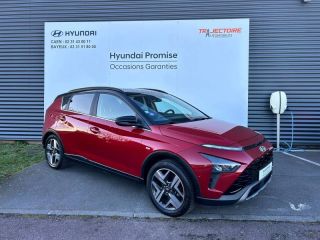14100 : Hyundai Lisieux - Trajectoire Automobiles - HYUNDAI Bayon - Bayon - Dragon Red Métal/Toit/rétros Black - Traction - Essence/Micro-Hybride