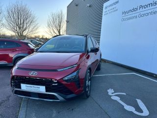 14100 : Hyundai Lisieux - Trajectoire Automobiles - HYUNDAI Bayon - Bayon - Dragon Red Métal/Toit/rétros Black - Traction - Essence/Micro-Hybride