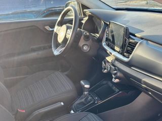 89100 : Hyundai Sens - APS - KIA Stonic - Stonic - Bleu Azur métallisé - Traction - Essence