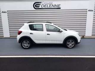 30100 : Hyundai Alès - Auto Hall - DACIA SANDERO Evasion - SANDERO II - Blanc - Boîte manuelle - Essence ou gaz