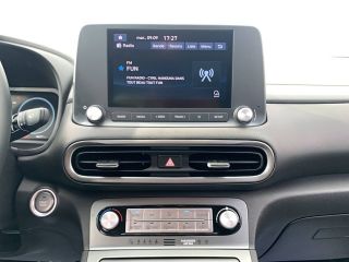 33140 : Hyundai Bordeaux Sud Villenave d'Ornon - Sipa Automobiles - HYUNDAI KONA ELECTRIC Intuitive - KONA ELECTRIQUE - BLEU FONCE - Automate à fonct. Continu - Courant électrique