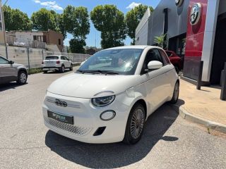 04100 : Hyundai Manosque - Pedinielli - FIAT 500e BERLINE MY22 SERIE 1 STEP 2 Icône - 500 III ELECTRIQUE - Blanc - Automate à fonct. Continu - Courant électrique