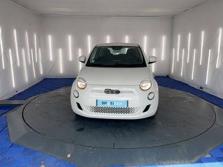 31200 : Hyundai TOULOUSE NORD - AUTO NORD - FIAT 500e BERLINE MY22 SERIE 1 STEP 1 Action Plus - 500 III - White - Automate à fonct. Continu - Courant électrique