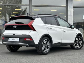57200 : Hyundai Sarreguemines - Theobald Automobiles - HYUNDAI Bayon - Bayon - Polar White/Toit/rétros Black - Traction - Essence/Micro-Hybride