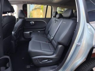 19100 : Hyundai Brive-la-Gaillarde - Garage Pouget - HYUNDAI Ioniq 9 - Ioniq 9 - Celadon Gray - Transmission intégrale - Electrique