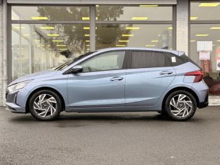 57200 : Hyundai Sarreguemines - Theobald Automobiles - HYUNDAI i20 - i20 - Meta Blue Métal - Traction - Essence