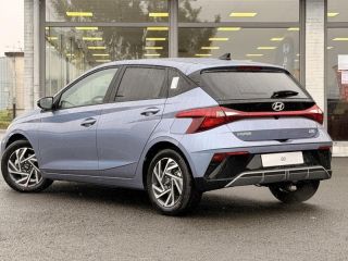 57200 : Hyundai Sarreguemines - Theobald Automobiles - HYUNDAI i20 - i20 - Meta Blue Métal - Traction - Essence