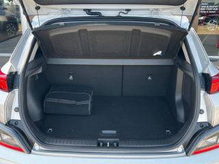 72100 : Hyundai Le Mans - GCH LE MANS - HYUNDAI Kona - Kona - Shimmering Silver Métal - Traction - Electrique