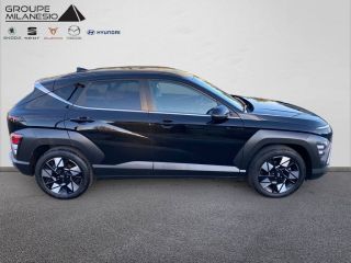13300 : Hyundai Salon de Provence - Cap Milanesio - HYUNDAI KONA Creative - KONA (02/2023) - ABYSS BLACK - Automate sequentiel - Essence / Courant électrique