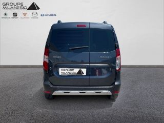 13290 : Hyundai Aix en Provence - Cap Milanesio - DACIA DOKKER Stepway - DOKKER - Gris - Boîte manuelle - Diesel