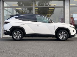 57200 : Hyundai Sarreguemines - Theobald Automobiles - HYUNDAI Tucson - Tucson - Serenity White Métal/Toit/rétros Black - Traction - Hybride : Essence/Electrique