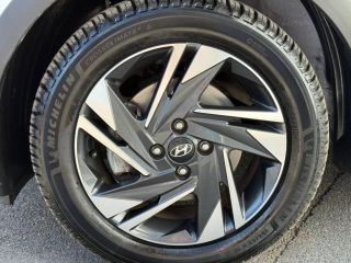 14100 : Hyundai Lisieux - Trajectoire Automobiles - HYUNDAI Bayon - Bayon - Atlas White - Traction - Essence/Micro-Hybride