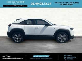 86000 : Hyundai Poitiers - Eco des Nations - MAZDA MX-30 - MX-30 - Blanc - Traction - Electrique