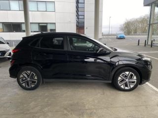 45000 : Hyundai Orléans Motors - HYUNDAI Kona - Kona - Phantom Black Métal - Traction - Electrique
