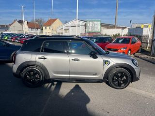 59640 : Hyundai Dunkerque - Europ'Auto - MINI Countryman - Countryman - Melting Silver III - Transmission intégrale - Hybride rechargeable : Essence/Electrique