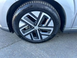 14100 : Hyundai Lisieux - Trajectoire Automobiles - HYUNDAI Kona - Kona - Shimmering Silver Métal - Traction - Electrique