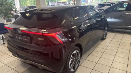 95500 : Hyundai Gonesse - ABVV - MG MG4 Luxury - MG4 - Noir - Automate à fonct. Continu - Courant électrique