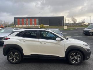 64100 : Hyundai Bayonne - Oceanic Auto - HYUNDAI Kona - Kona - Atlas White - Traction - Hybride : Essence/Electrique