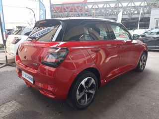 78000 : Hyundai Versailles - SOCOHY - SUZUKI Swift - Swift - Burn Red Pearl Metal/Toit Black - Traction - Essence/Micro-Hybride