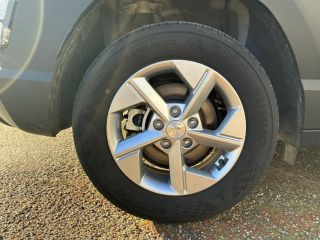 33110 : Hyundai Bordeaux Nord Le Bouscat - Sipa Automobiles - HYUNDAI KONA Intuitive - KONA (02/2023) - CYBER GRAY. - Automate sequentiel - Essence / Courant électrique