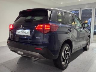 78000 : Hyundai Versailles - SOCOHY - SUZUKI Vitara - Vitara - So'Color Sphere Blue Pearl/Black métal - Transmission intégrale - Essence/Micro-Hybride