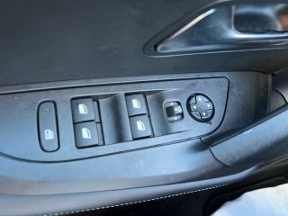 44800 : Hyundai NANTES SAINT HERBLAIN - GCH NANTES - PEUGEOT 2008 - 2008 - Gris Artense (M) - Traction - Electrique