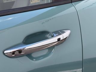 14100 : Hyundai Lisieux - Trajectoire Automobiles - HYUNDAI i10 - i10 - Vert - Traction - Essence