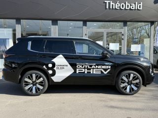 57100 : Hyundai Thionville - Théobald Automobiles - MITSUBISHI Outlander - Outlander - Diamond Black Spéciale - Transmission intégrale - Hybride rechargeable : Essence/Electrique