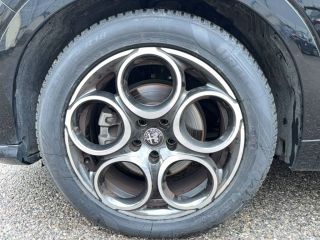 04100 : Hyundai Manosque - Pedinielli - ALFA ROMEO TONALE Sprint - TONALE - Noir - Automate sequentiel - Essence sans plomb