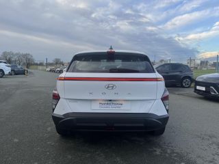 49300 : Hyundai Cholet - Océane Auto - HYUNDAI KONA Intuitive - KONA II - Blanc - Automate sequentiel - Essence / Courant électrique