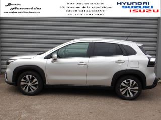 52000 : Hyundai Chaumont - Garage Michel Bazin - SUZUKI S-Cross - S-Cross - Silky Silver métallisé - Transmission intégrale - Essence/Micro-Hybride