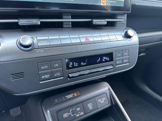 13200 : HYUNDAI Arles - Lexa Automobile - HYUNDAI KONA ELECTRIC Intuitive - KONA ELECTRIQUE II - Rouge - Automate à fonct. Continu - Courant électrique