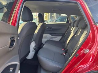 89100 : Hyundai Sens - APS - HYUNDAI Bayon - Bayon - Dragon Red Métal - Traction - Essence