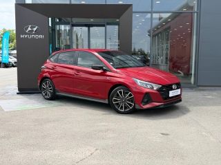 72100 : Hyundai Le Mans - GCH LE MANS - HYUNDAI i20 - i20 - Dragon Red Métal/Toit/rétro Black - Traction - Essence/Micro-Hybride