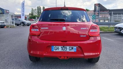 60880 : Hyundai Compiègne - Groupe PROTEA - SUZUKI SWIFT Privilège - SWIFT III - ROUGE - Automate à fonct. Continu - Essence sans plomb