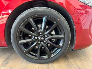 83130 : Hyundai Toulon - Autodif SAS - Groupe BALDASSARI - MAZDA MAZDA3 5 PORTES 2024 Homura - MAZDA3 IV - Rouge - Boîte automatique - Essence sans plomb