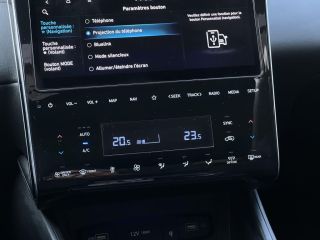 77240 : Hyundai Melun - CAP FOURNIER - HYUNDAI TUCSON Creative - TUCSON IV - Rouge - Boîte automatique - Essence / Courant électrique