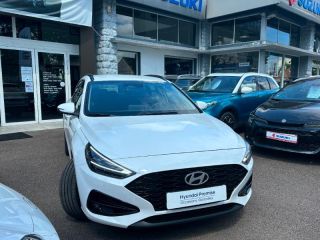 89100 : Hyundai Sens - APS - HYUNDAI i30 SW - i30 SW - Serenity White métal - Traction - Essence