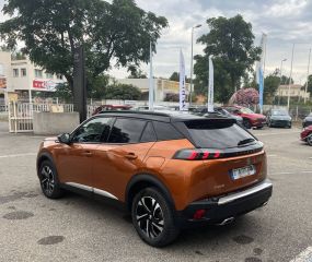 04100 : Hyundai Manosque - Pedinielli - PEUGEOT 2008 GT Line - 2008 II - Orange - Boîte manuelle - Essence sans plomb